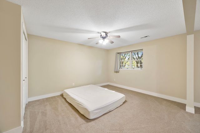 3211 Leafy Lane, Bloomington, IL 61704