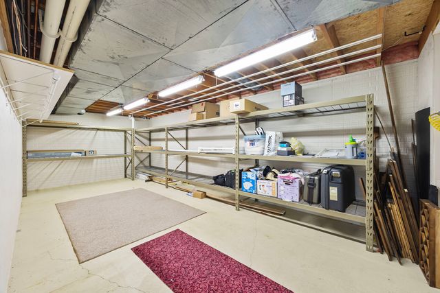 3211 Leafy Lane, Bloomington, IL 61704