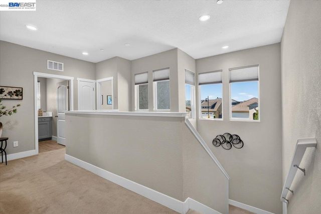 1814 Balsam Ct, Lathrop, CA 95330