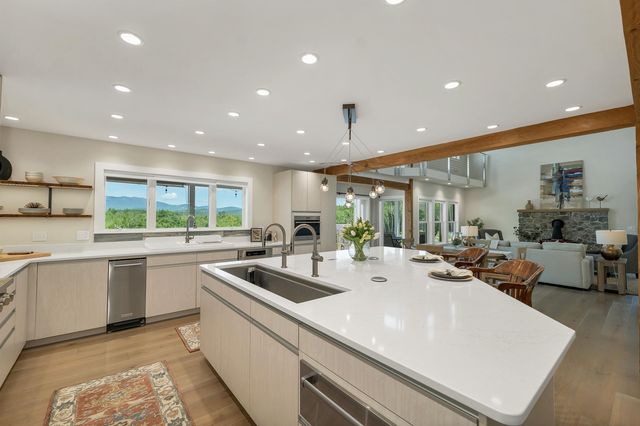 154 Rock Farm Lane, Madison, NH 03849