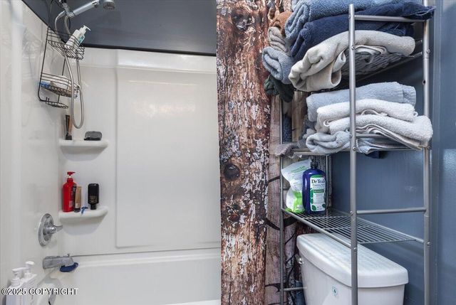 2175 Bunge Street, North Pole, AK 99705