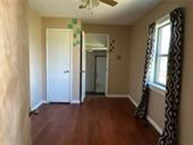 600 N East Street, Caney, KS 67333