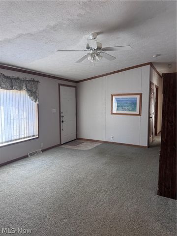180 Pine street, Washington, WV 26181