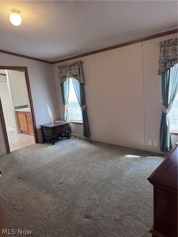 180 Pine street, Washington, WV 26181