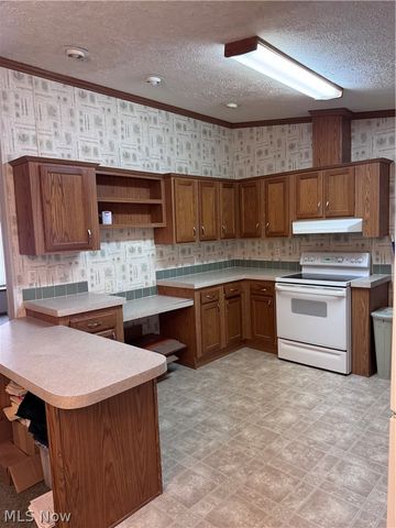 180 Pine street, Washington, WV 26181