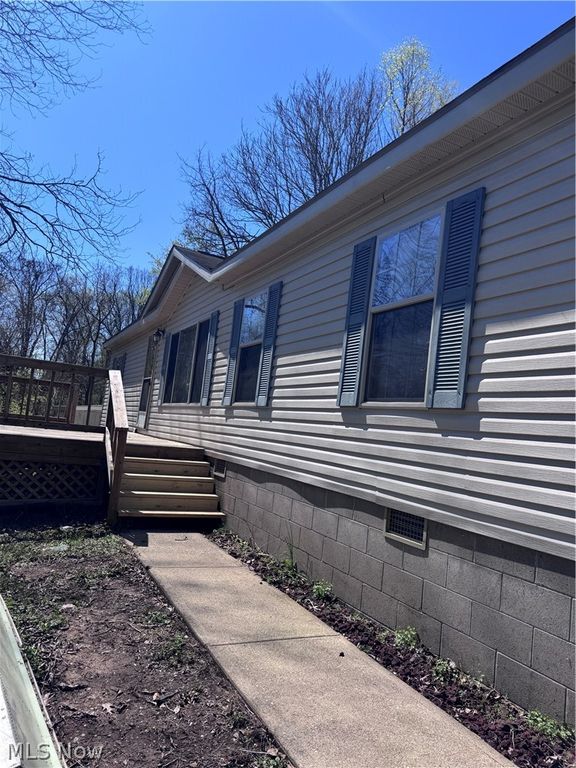 180 Pine street, Washington, WV 26181