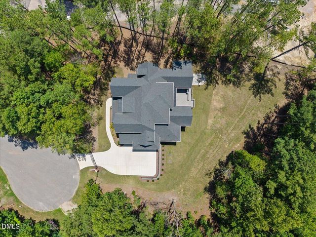 2200 Paddstowe Main Way, Wake Forest, NC 27587
