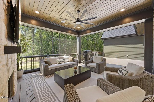 2200 Paddstowe Main Way, Wake Forest, NC 27587