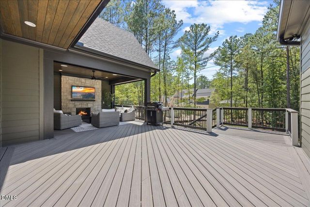 2200 Paddstowe Main Way, Wake Forest, NC 27587