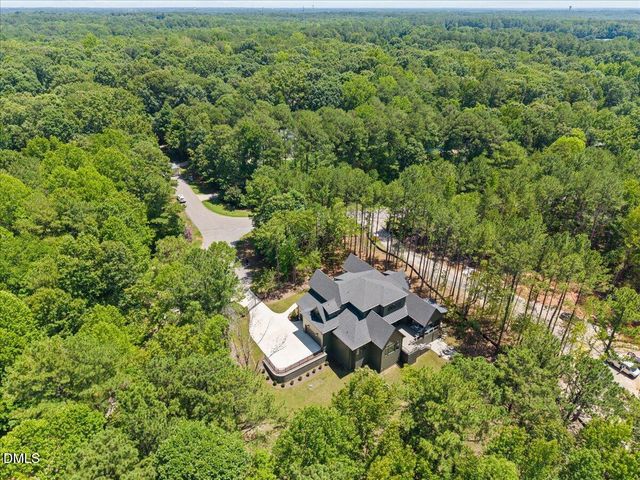 2200 Paddstowe Main Way, Wake Forest, NC 27587