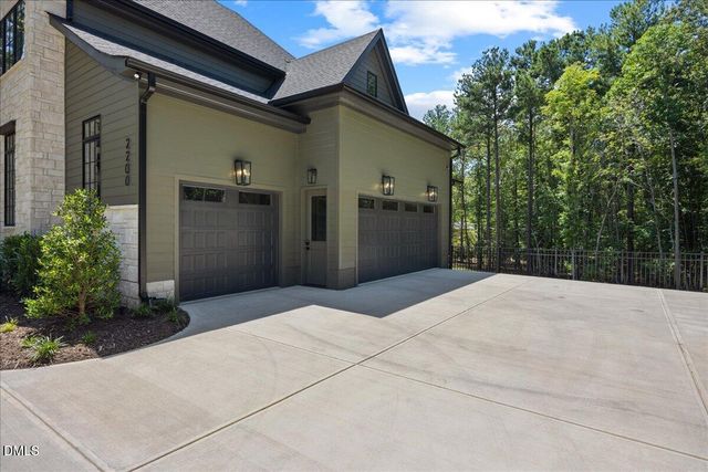 2200 Paddstowe Main Way, Wake Forest, NC 27587