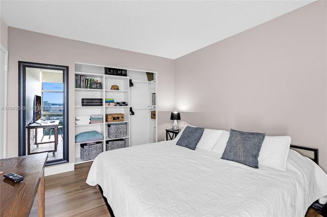 20301 W Country Club Dr 1623, Aventura, FL 33180