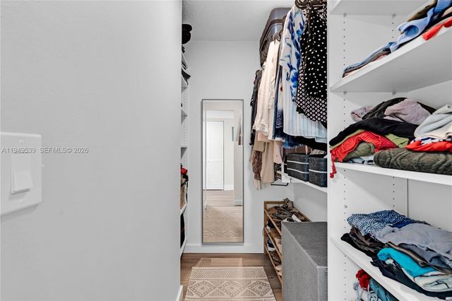 20301 W Country Club Dr 1623, Aventura, FL 33180