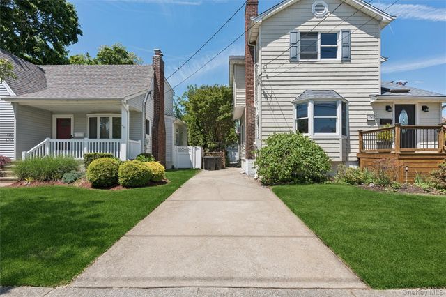 1749 Commonwealth Avenue, Merrick, NY 11566