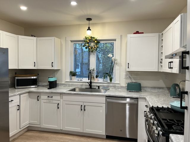 51 Undine Ave, Winthrop, MA 02152