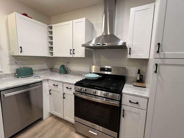 51 Undine Ave, Winthrop, MA 02152