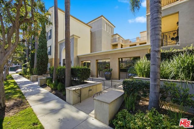 12975 Agustin Place 335, Los Angeles, CA 90094