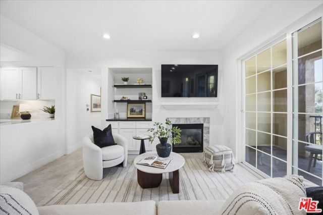 12975 Agustin Place 335, Los Angeles, CA 90094