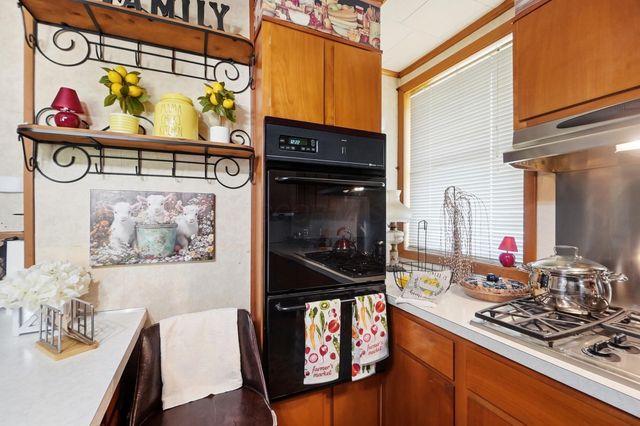 3203 Lockbourne Road, Columbus, OH 43207