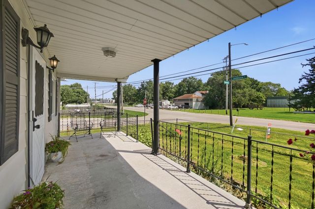 3203 Lockbourne Road, Columbus, OH 43207
