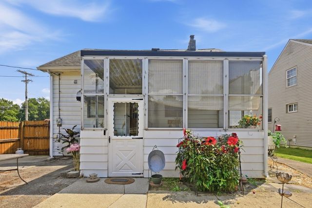 3203 Lockbourne Road, Columbus, OH 43207