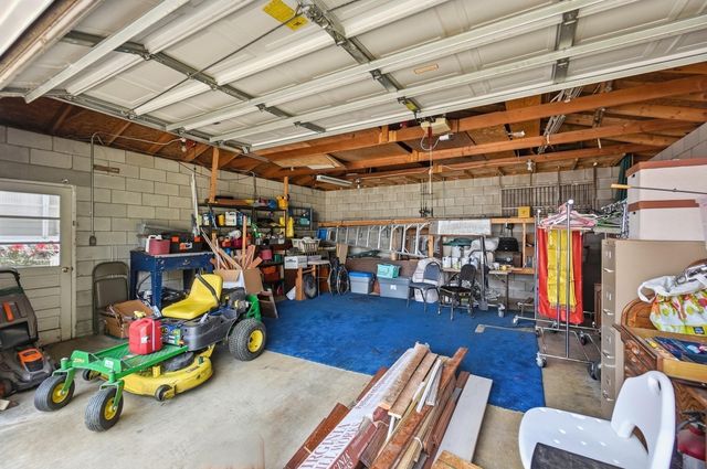 3203 Lockbourne Road, Columbus, OH 43207
