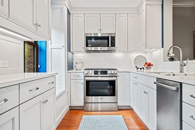 1 Rollins Street C-303, Boston, MA 02118