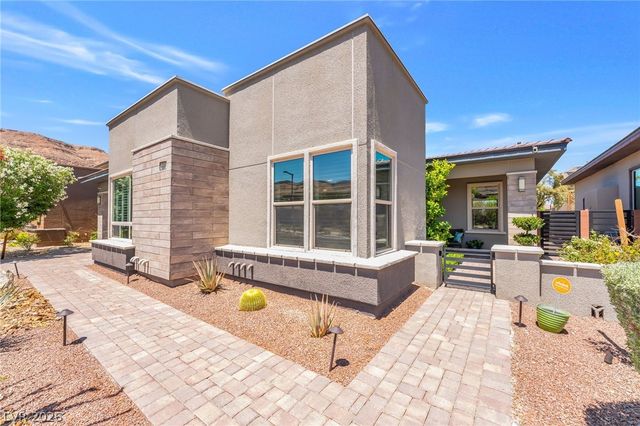 9988 REGENCY SQUARE Avenue, Las Vegas, NV 89148