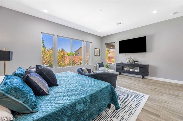 9988 REGENCY SQUARE Avenue, Las Vegas, NV 89148