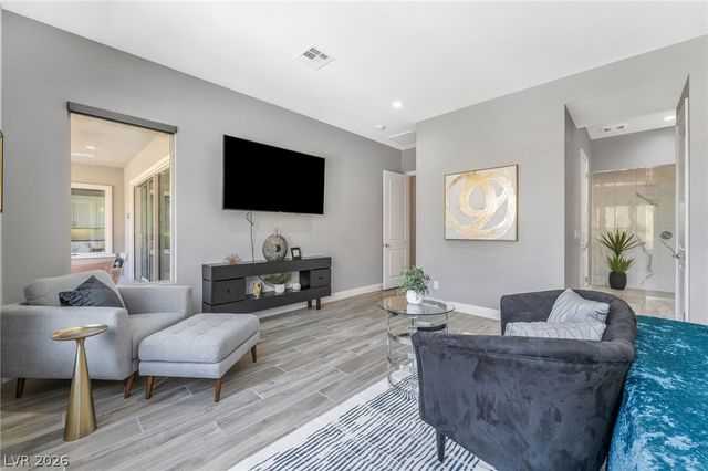 9988 REGENCY SQUARE Avenue, Las Vegas, NV 89148