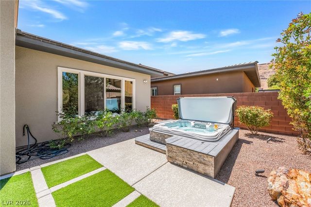 9988 REGENCY SQUARE Avenue, Las Vegas, NV 89148