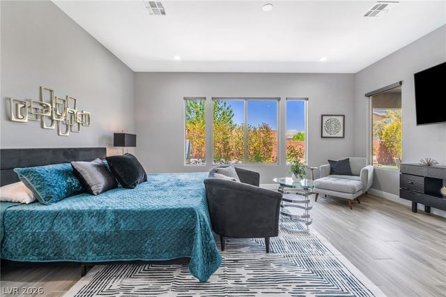 9988 REGENCY SQUARE Avenue, Las Vegas, NV 89148