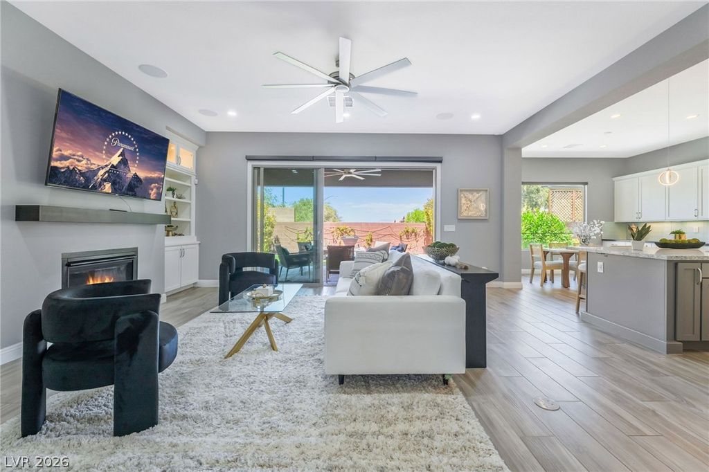9988 REGENCY SQUARE Avenue, Las Vegas, NV 89148
