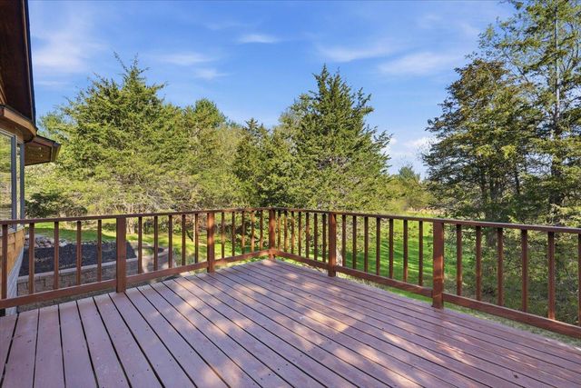 1072 Buck Ridge, Hudson, WI 54016