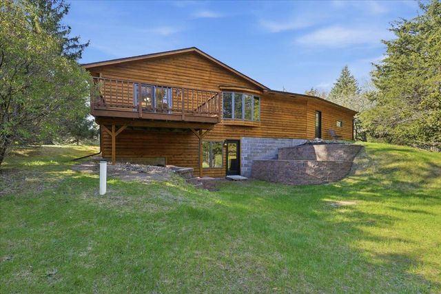 1072 Buck Ridge, Hudson, WI 54016
