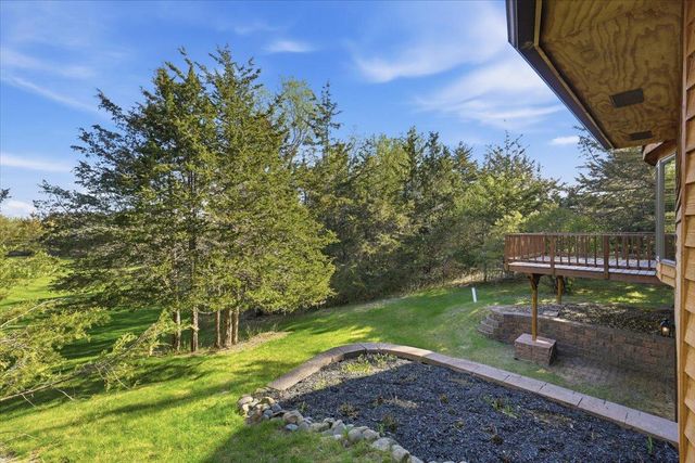 1072 Buck Ridge, Hudson, WI 54016