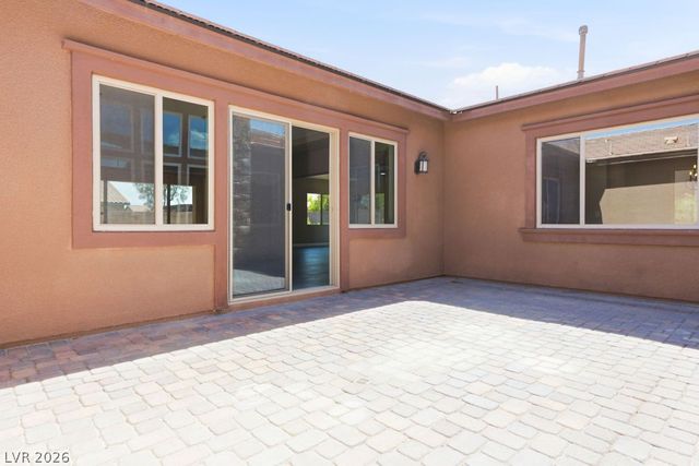 6535 Lyon Estates Avenue, Las Vegas, NV 89131