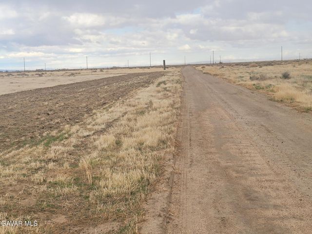 Cor Avenue C Vic 72 Stw, Lancaster, CA 93536