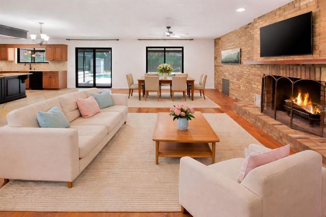 4353 EMMAUS ROAD, Fruitland Park, FL 34731