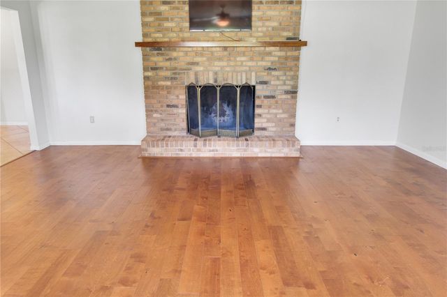 4353 EMMAUS ROAD, Fruitland Park, FL 34731