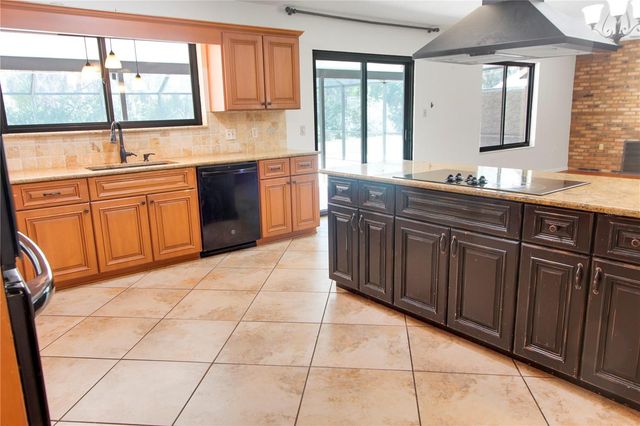 4353 EMMAUS ROAD, Fruitland Park, FL 34731