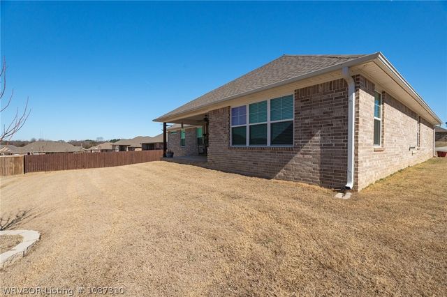 415 Kyla Marie Court, Lavaca, AR 72941