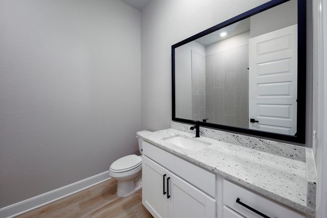 1809 Grass Valley Drive, Iowa Colony, TX 77583