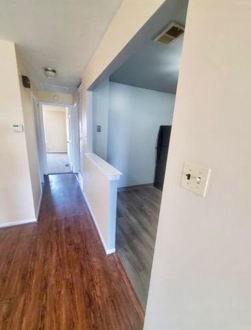 2742 ISLAND AVE, Philadelphia, PA 19153