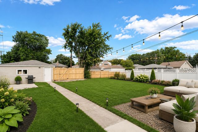 3310 Highland Avenue, Berwyn, IL 60402