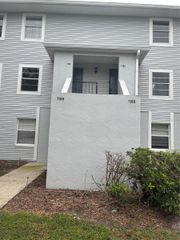 7193 E BANK DR, Tampa, FL 33617