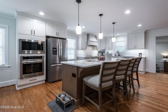 1705 Englewood Drive, Greenville, NC 27858