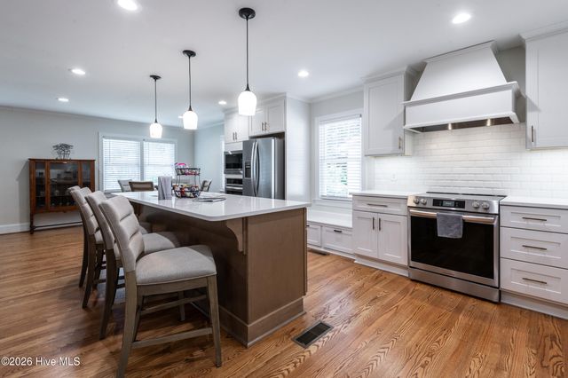 1705 Englewood Drive, Greenville, NC 27858