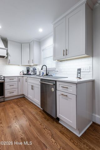 1705 Englewood Drive, Greenville, NC 27858