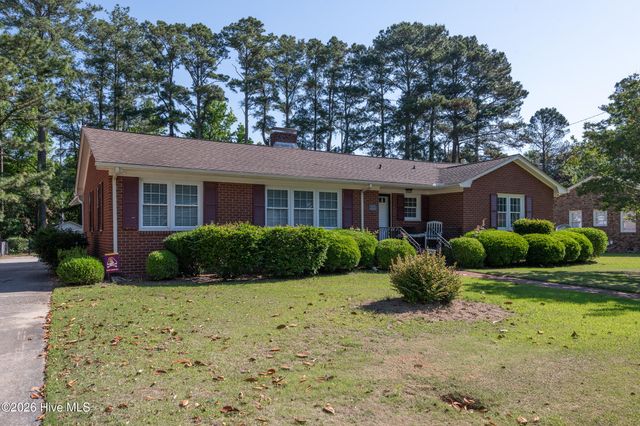 1705 Englewood Drive, Greenville, NC 27858